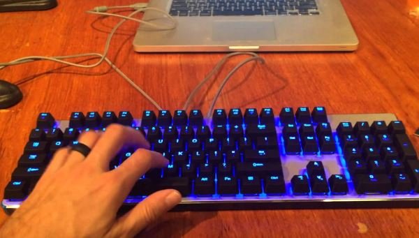 Mechanical Gaming Keyboard with LED Backlit