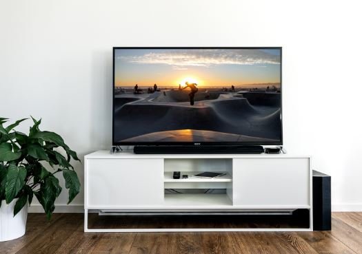 How To Use A Smart TV