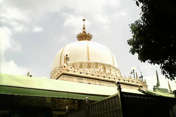 Nizamuddin Dargah Delhi